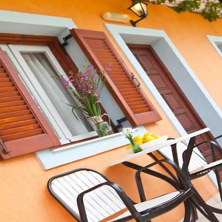 Apartamento Mirtia *