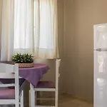 Mirtia Minia